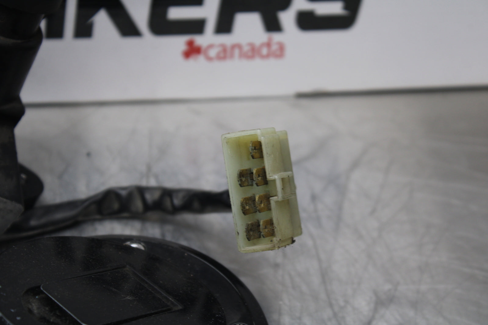 04-05 KAWASAKI NINJA ZX10R IGNITION LOCK KEY SET W/ GAS CAP AND SEAT LOCK BB163