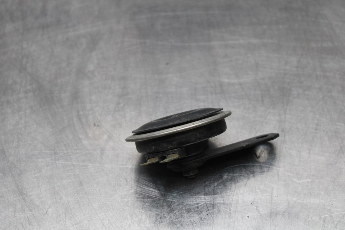 06-07 SUZUKI GSXR 600 HORN SIGNAL BB178