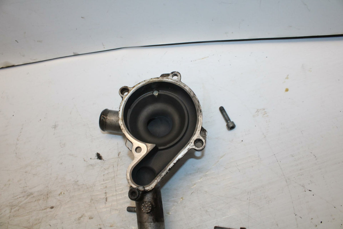 10-11 APRILIA RSV4 ENGINE WATER COOLANT PUMP COVER   BB268