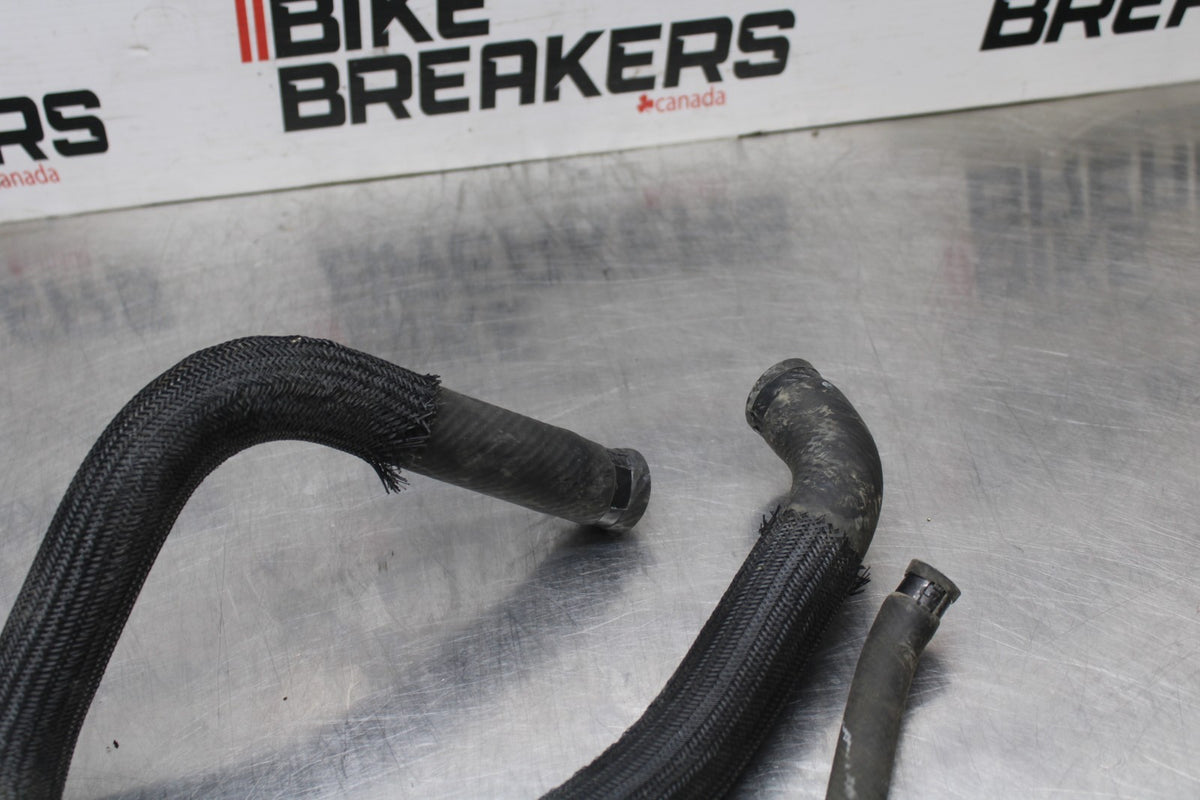 08-10 SUZUKI GSXR 600 RADIATOR HOSES ENGINE COOLANT WATER PIPES HOSE SET  BB835