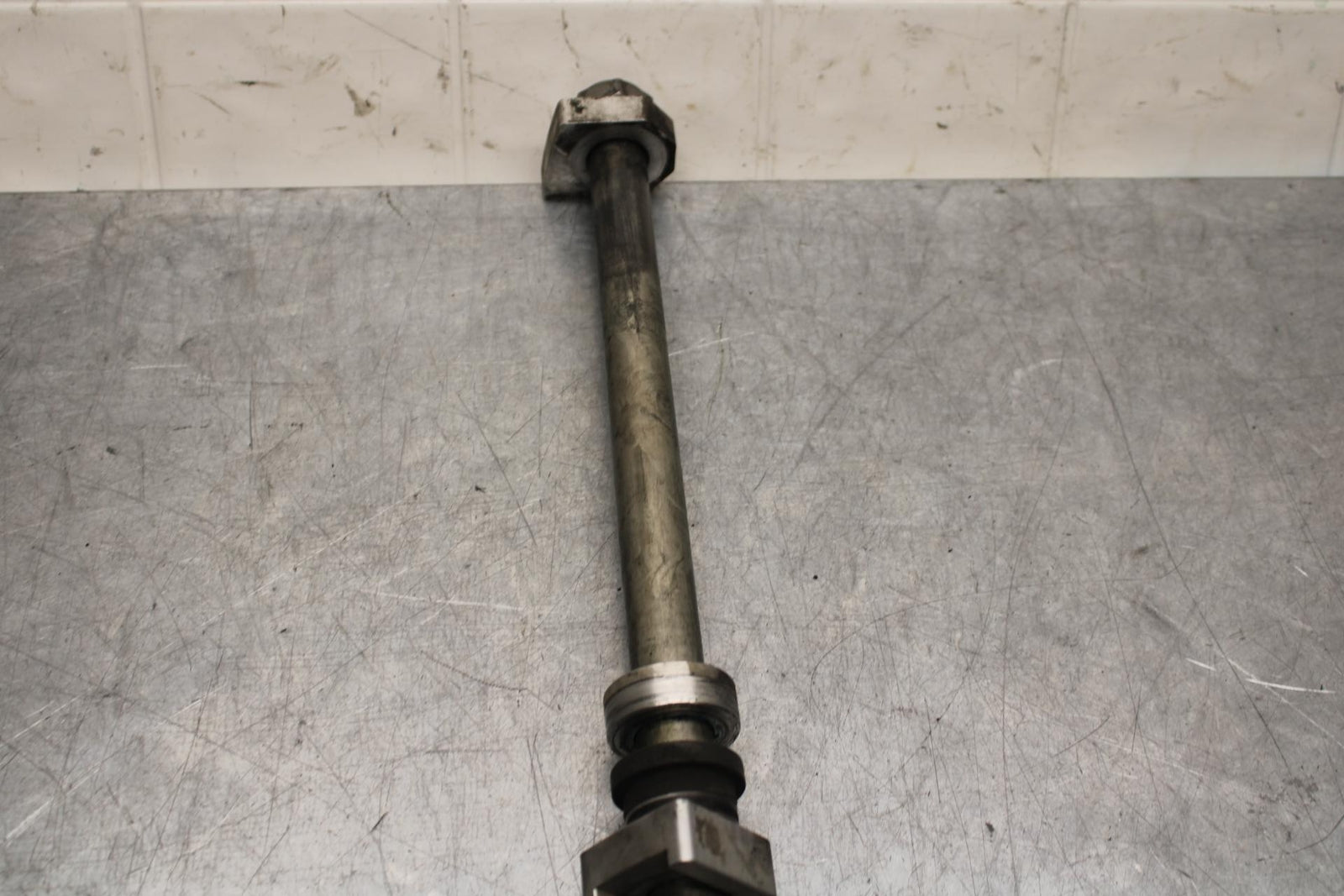 2009 Triumph Daytona 675 REAR AXLE BACK WHEEL RIM PIVOT BOLT AXEL  BB584