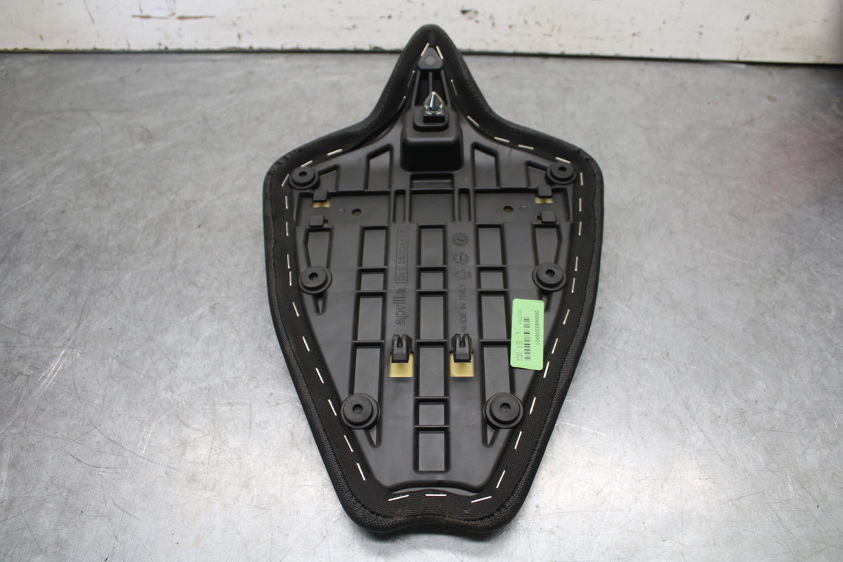 20-23 APRILIA RS660 REAR BACK PASSENGER TANDEM SEAT PAD SADDLE PILLION  BB667