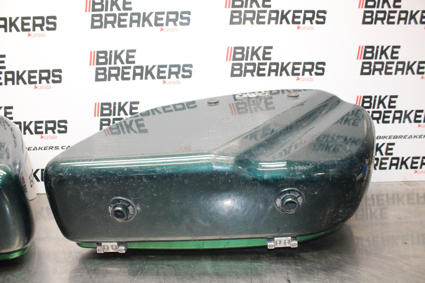 03-08 KAWASAKI VULCAN 1600 CARGO LUGGAGE SADDLEBAG BAG COMPARTMENT SET  BB196