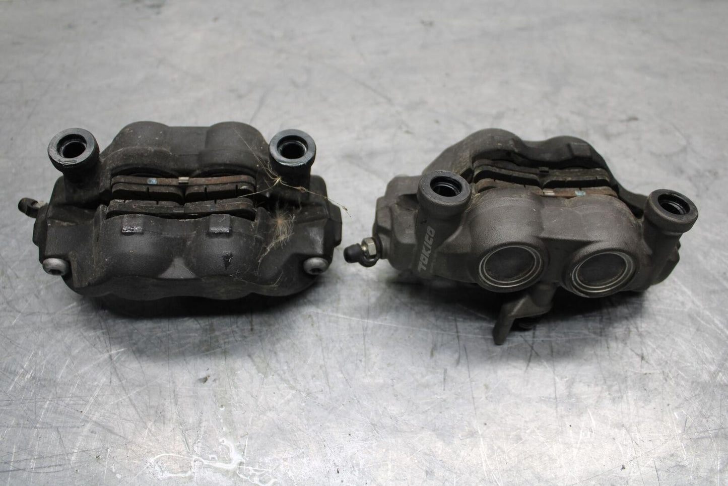 11-15 KAWASAKI ZX1000R RIGHT LEFT FRONT BRAKE CALIPER SET PAIR CALIPERS BB445