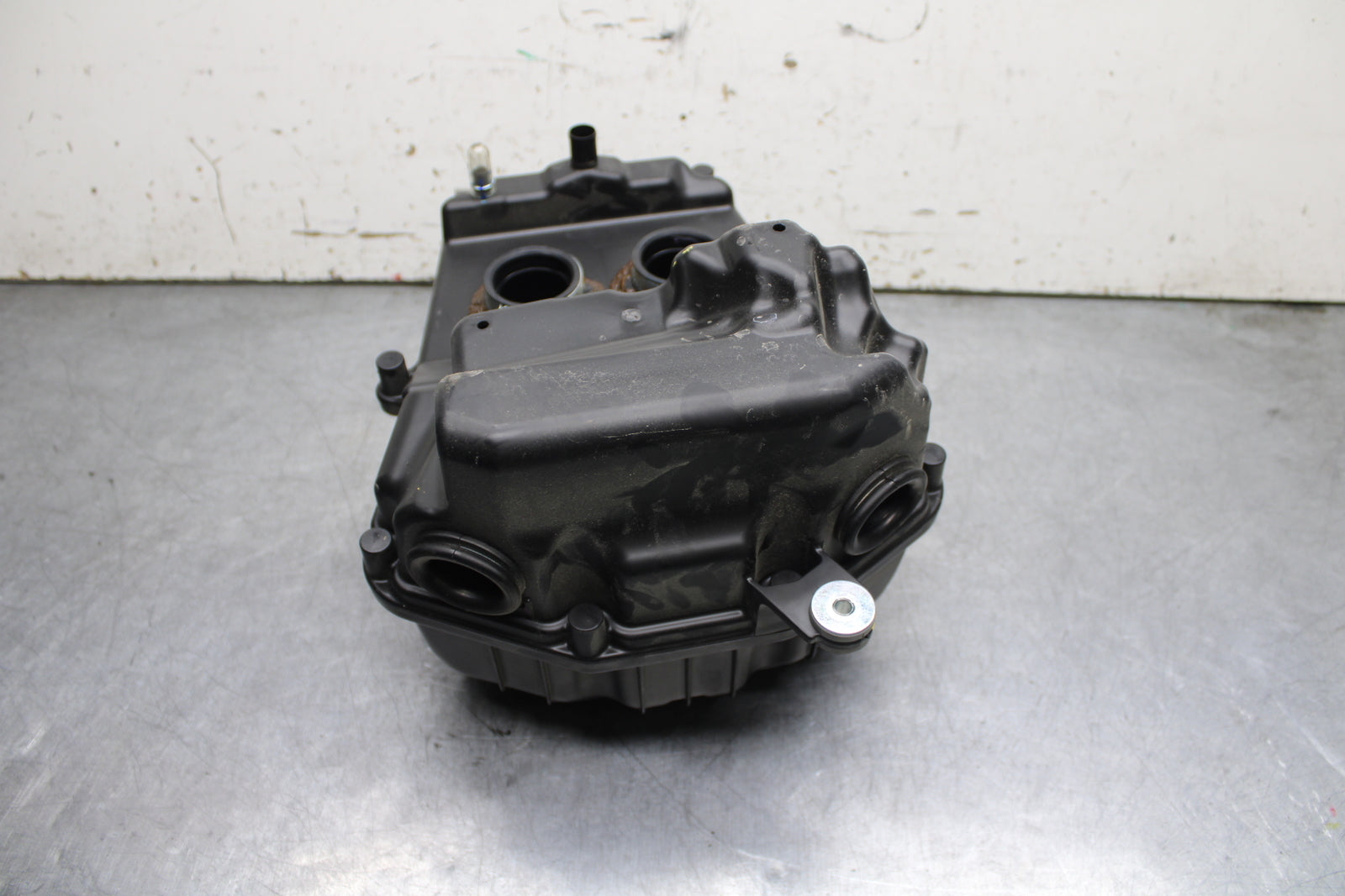 24 KAWASAKI NINJA 500 ABS AIRBOX AIR INTAKE FILTER BOX BB730