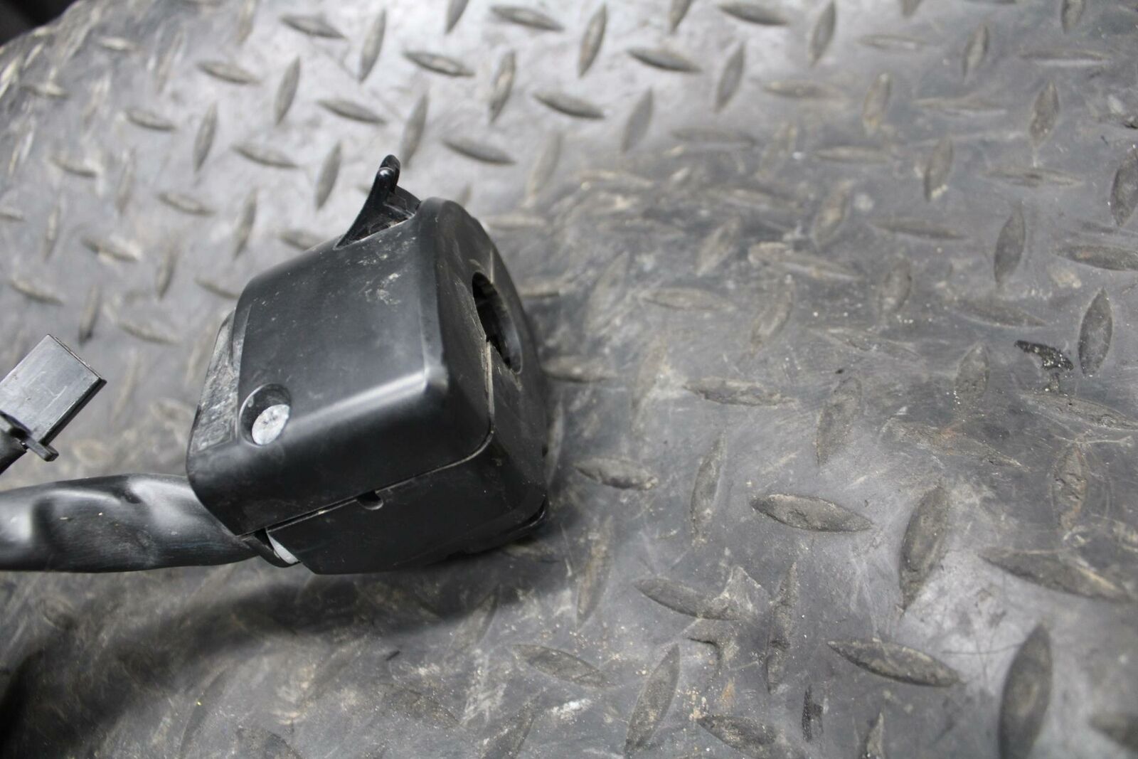 12-17 KAWASAKI NINJA 650 LEFT CLIP ON HANDLE HORN SIGNALS SWITCH SWITCHES BB211