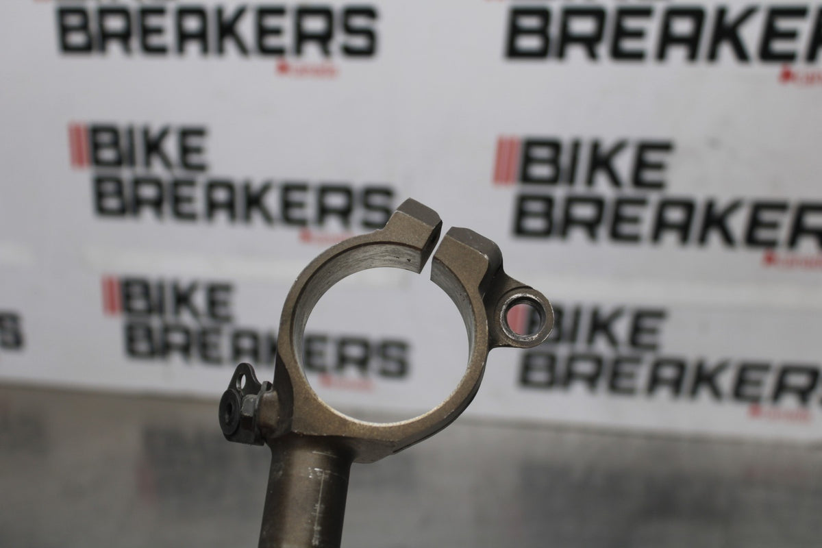 03-04 KAWASAKI NINJA ZX6R OEM RIGHT CLIP ON HANDLEBAR BB397