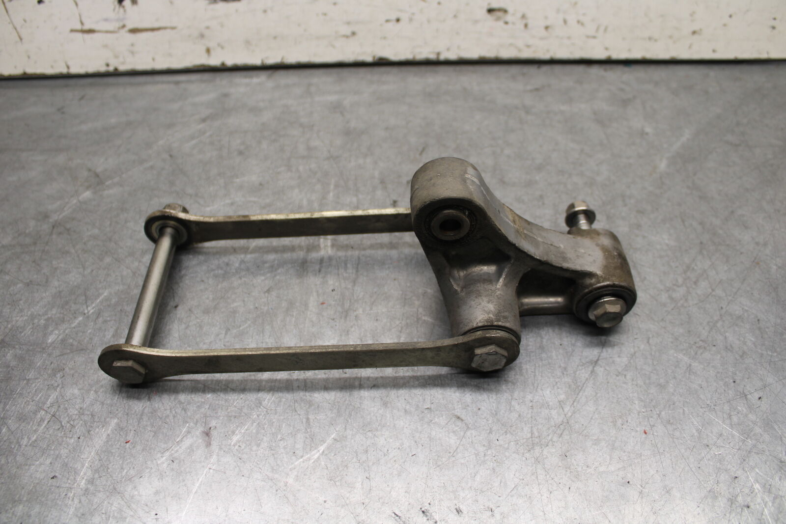 13-18 KAWASAKI NINJA ZX6R REAR DOGBONE SHOCK LINKAGE 39007-0045 39111-0316 BB666