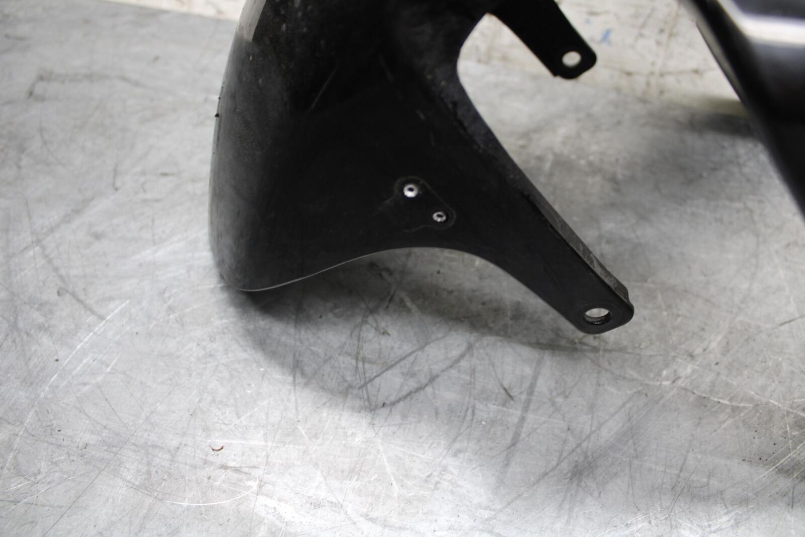 2007 Suzuki GSXR750 FRONT WHEEL FENDER COWL FAIRING 53110-41G00-019 BB546