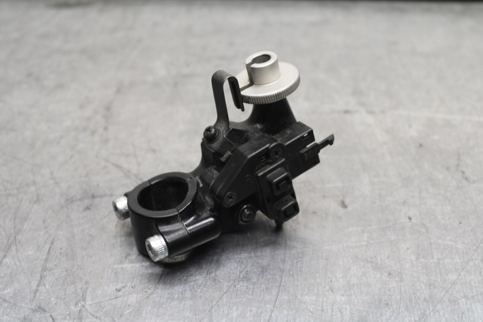 09-12 KAWASAKI NINJA ZX6R CLUTCH LEVER PERCH MOUNT BRACKET BB110