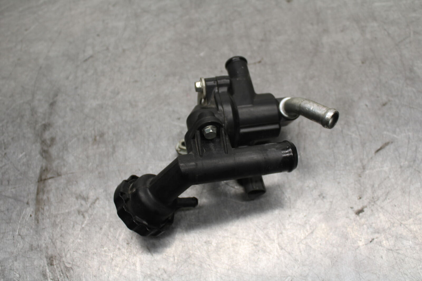 10-13 HONDA SHADOW RS 750 VT750RS THERMOSTAT W HOUSING ASSEMBLY BB718