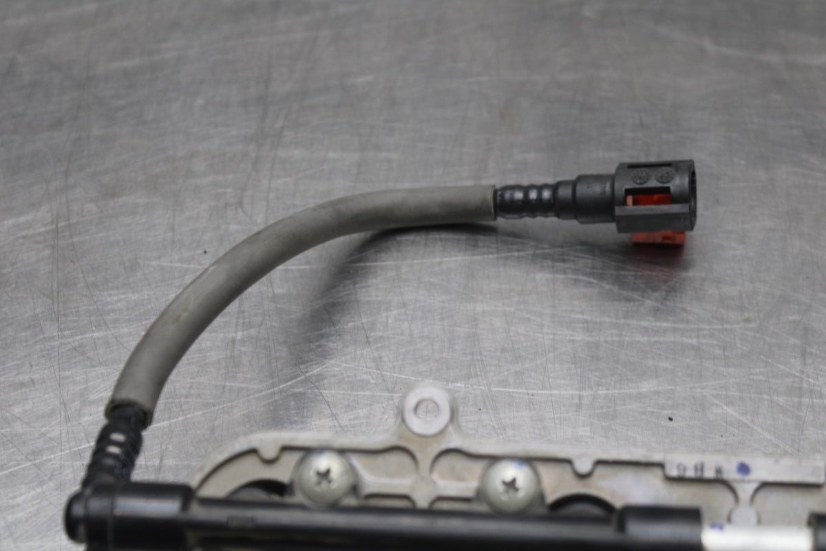 07-08 KAWASAKI NINJA ZX6R SECONDARY FUEL INJECTORS TOP AIRBOX GAS RAIL BB855