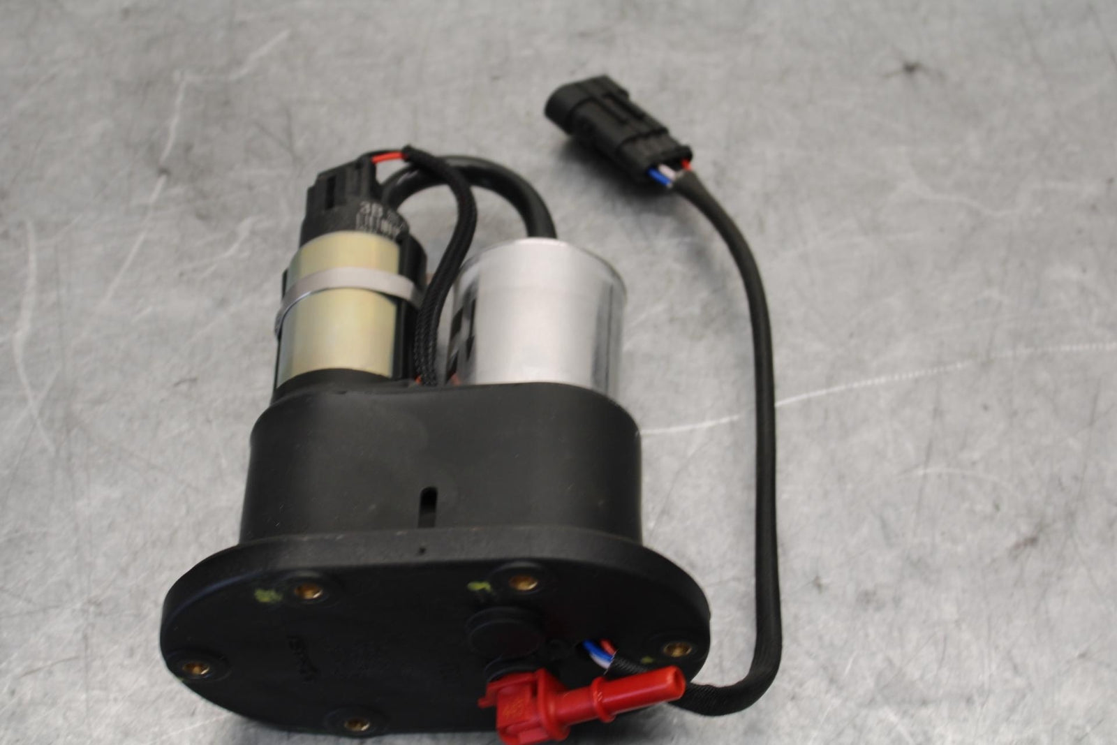 2016 Aprilia Tuono V4 1100 RR ABS FUEL PUMP GAS PETROL SENDER UNIT BB53