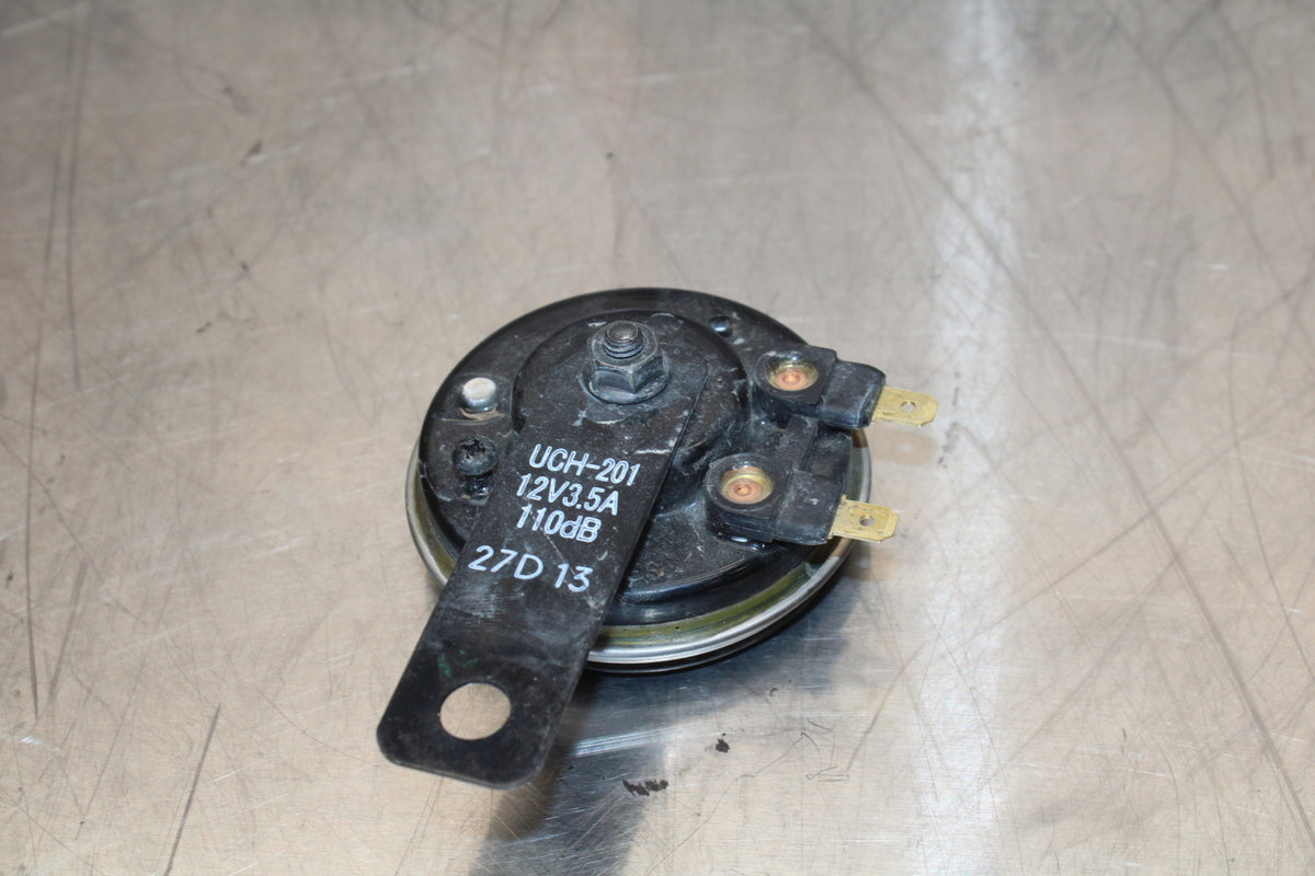 23 YAMAHA YZF R3 HORN SIGNAL BB147
