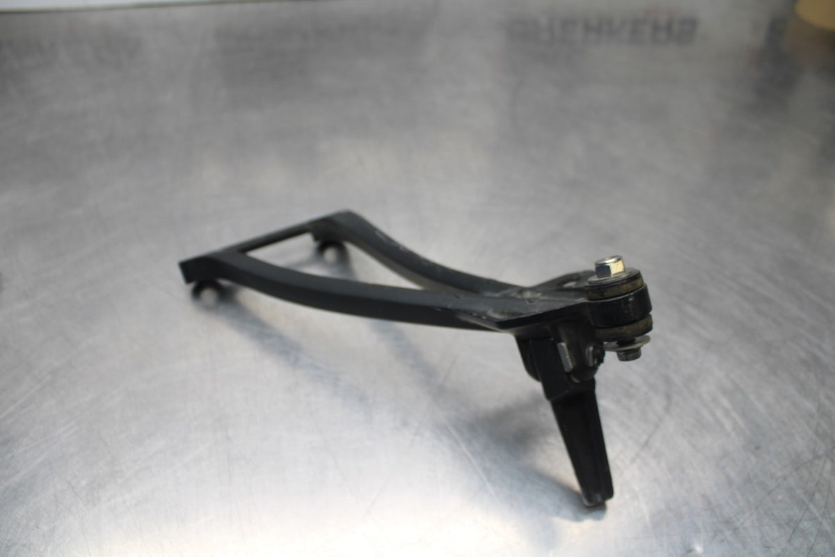 13-18 KAWASAKI NINJA ZX6R REAR BACK PASSENGER PEG SET PAIR BB735