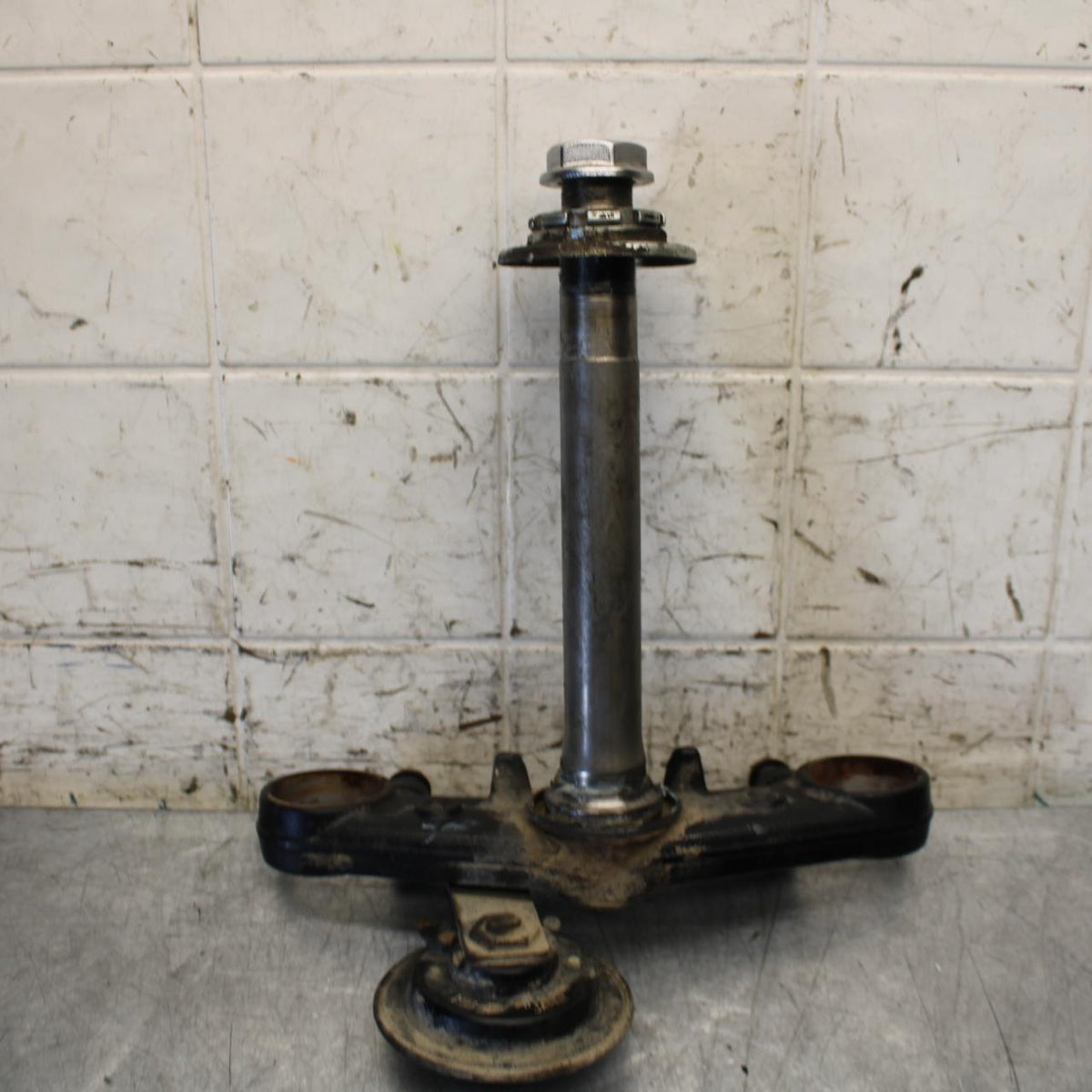 2006 Honda CBR600F4i FRONT FORKS CLAMP LOWER TRIPLE TREE 53219-MBW-J60 BB567