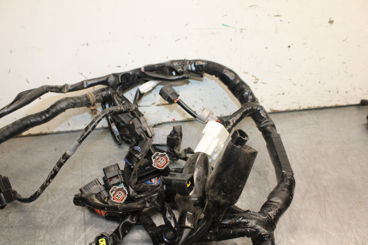 22-24 YAMAHA XSR900 MAIN ENGINE WIRING HARNESS MOTOR WIRE LOOM BB710