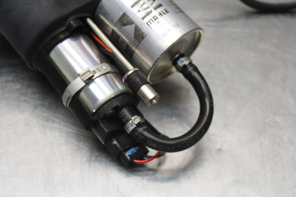 15 APRILIA RSV4 FACTORY APRC ABS FUEL PUMP GAS PETROL SENDER UNIT BB901