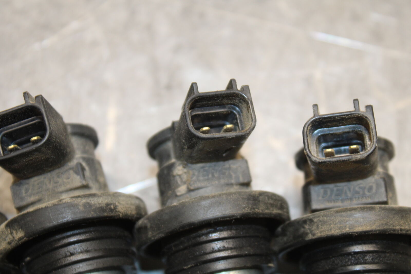 08-10 SUZUKI GSXR 600 IGNITION COILS COIL SPARK PLUG CAPS  BB721