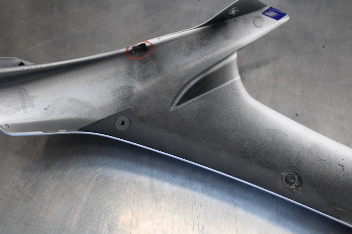 15-17 YAMAHA YZF R1 RIGHT MID UPPER SIDE FAIRING COWL BB190