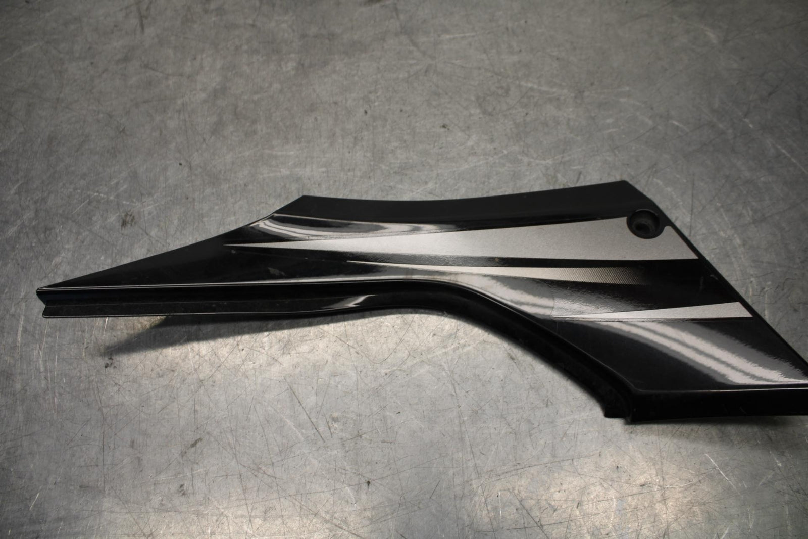 15-16 KAWASAKI EX300 LEFT FRONT SIDE SEAT SADDLE PANEL TRIM COWL FAIRING BB635