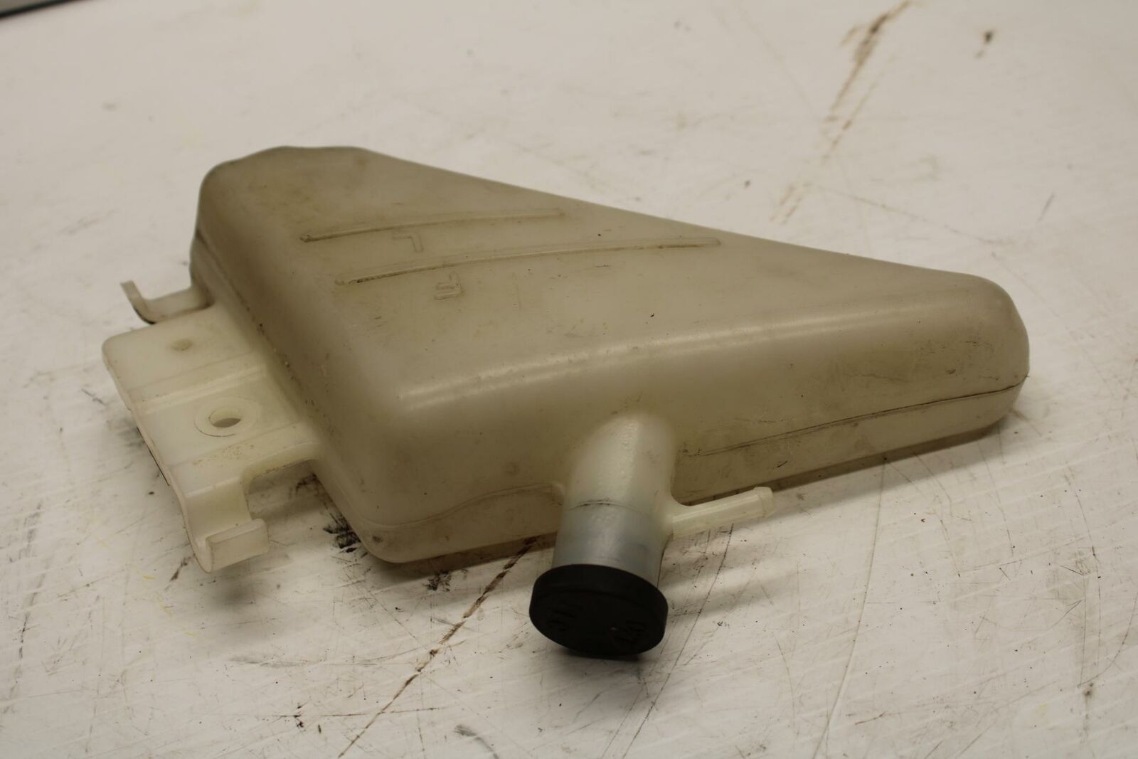 08-09 SUZUKI GSXR600 COOLANT WATER TANK RESERVOIR BOTTLE 17910-37H00 BB250
