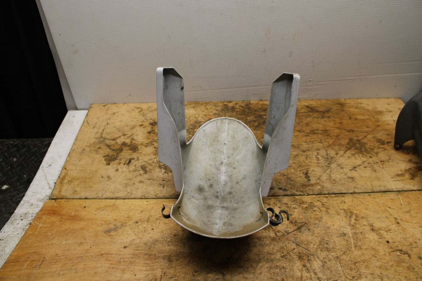 13-18 KAWASAKI NINJA ZX6R FRONT WHEEL FENDER COWL FAIRING BB342