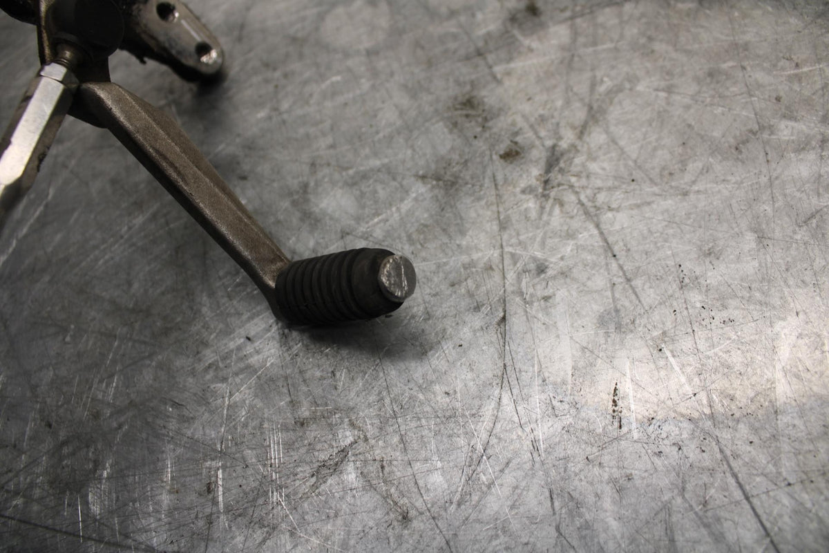 13 SUZUKI GSXR750 SHIFTER LINKAGE SHIFT LINK PEDAL BB474