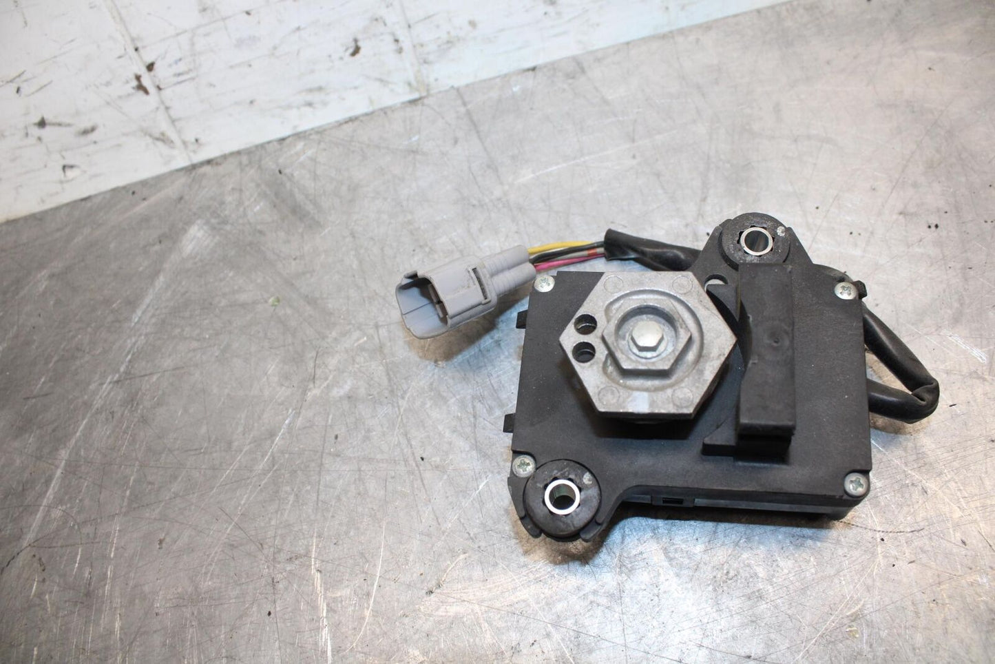 11-21 SUZUKI GSXR750 EXHAUST VALVE SERVO MOTOR BB486