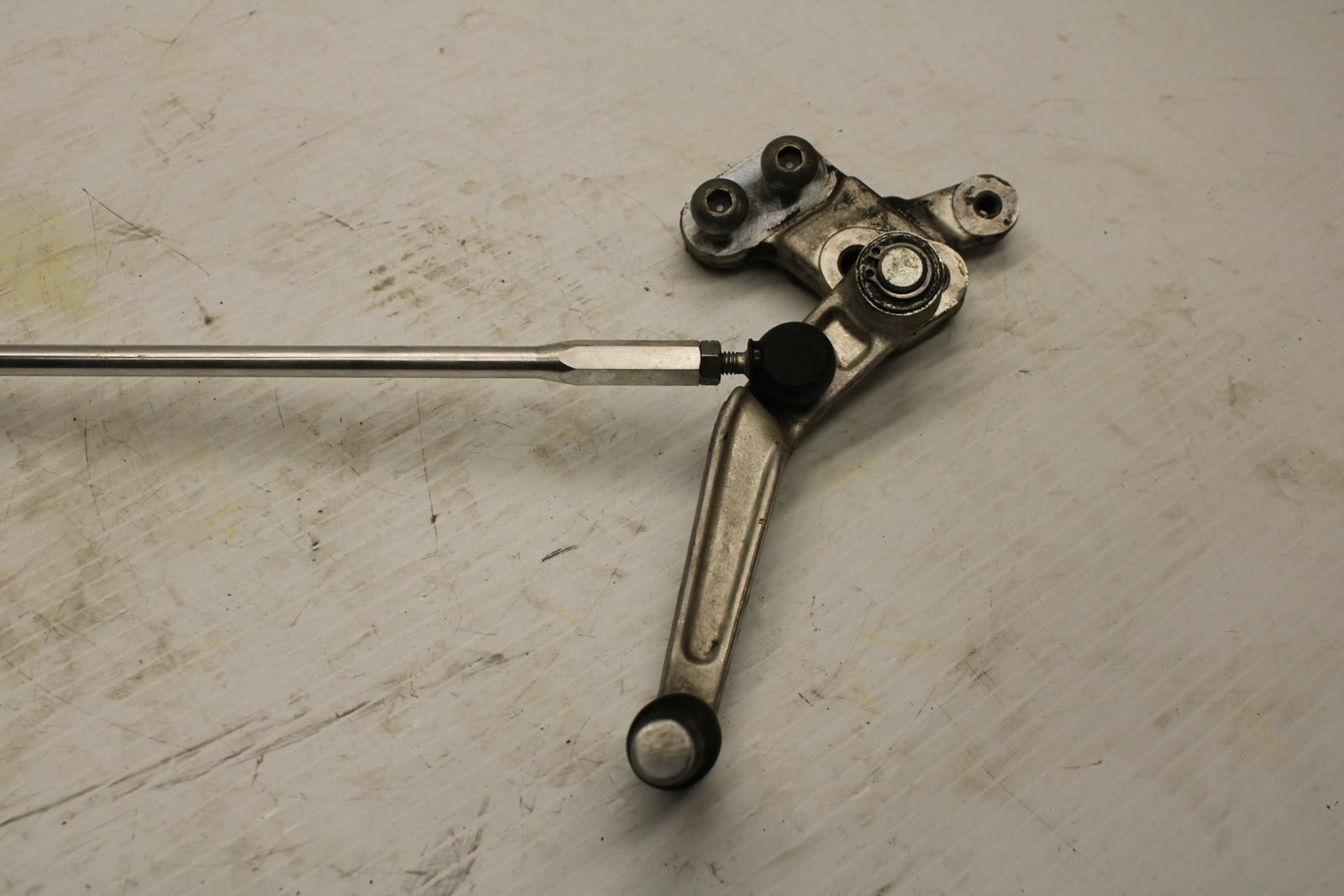 06-07 SUZUKI GSXR600 SHIFTER LINKAGE SHIFT LINK PEDAL  BB245