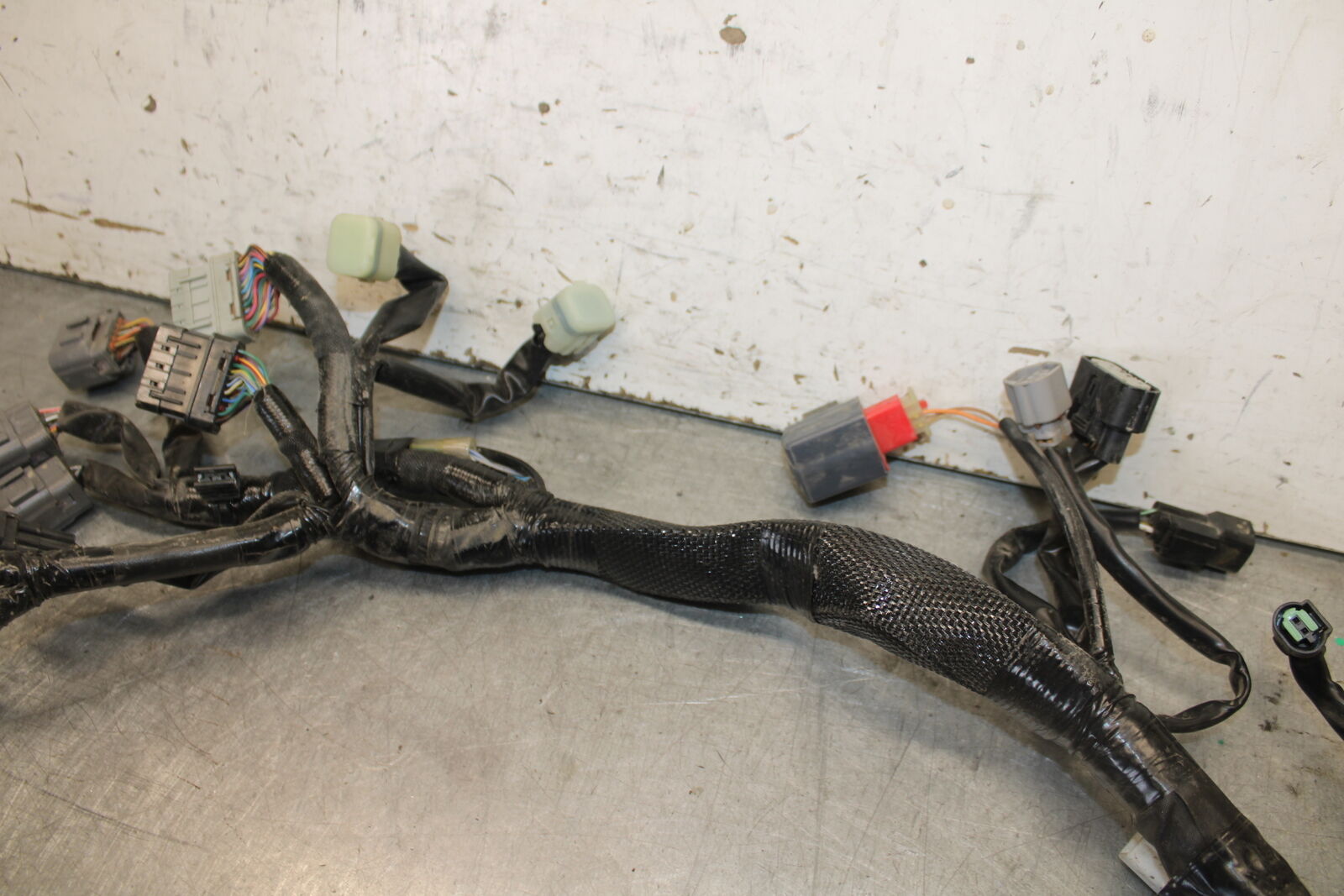19-23 KAWASAKI NINJA ZX6R MAIN ENGINE WIRING HARNESS MOTOR WIRE LOOM BB701
