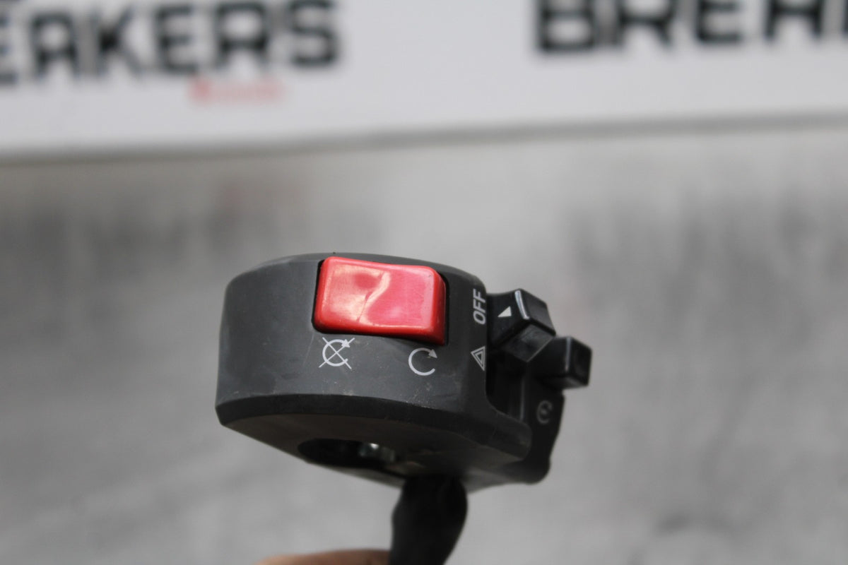 22-25 YAMAHA YZF R7 RIGHT CLIP ON HANDLE KILL OFF START SWITCH SWITCHES BB176