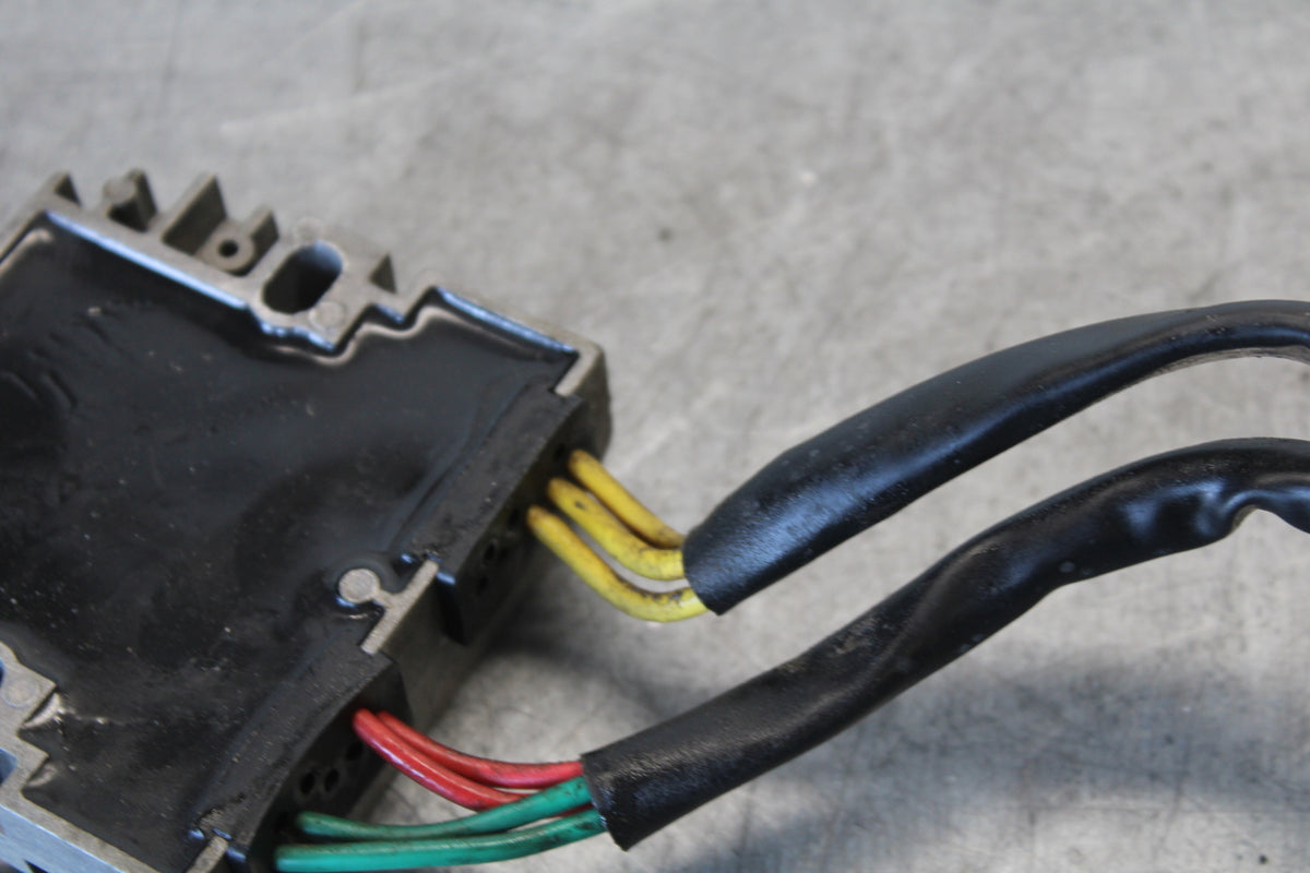 03-04 HONDA CBR600RR RECTIFIER VOLTAGE REGULATOR 31600-MEE-003 BB661