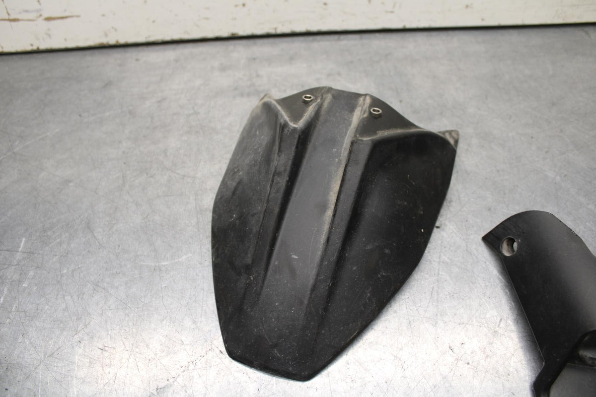 20-24 KTM 890  DUKE R REAR BACK WHEEL TIRE HUGGER FENDER BB627