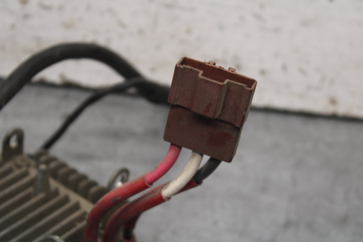 93-00 HONDA GOLDWING 1500 GL1500SE RECTIFIER VOLTAGE REGULATOR BB700