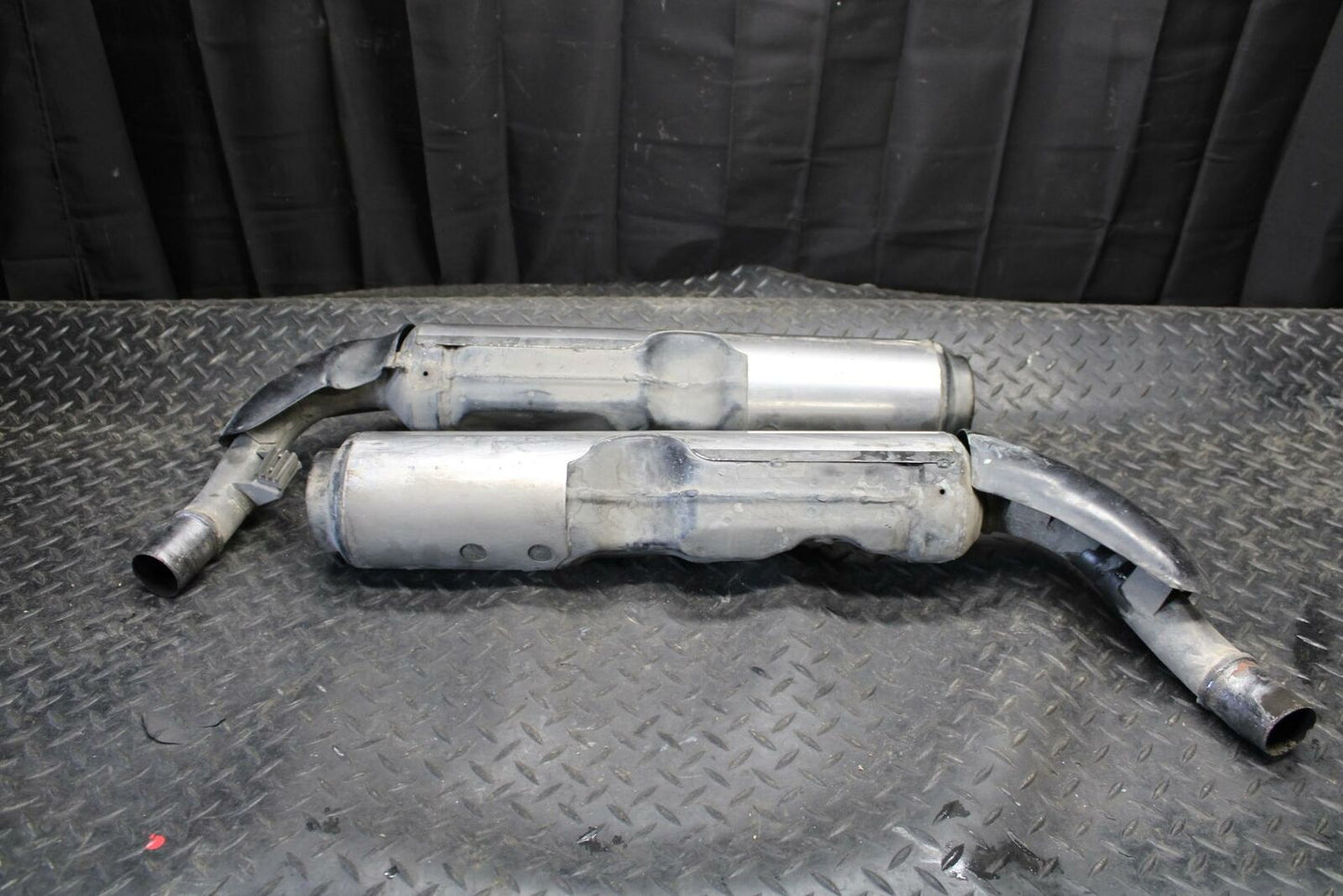 91-02 HONDA ST1100 EXHAUST PIPE MUFFLER SLIP ON CAN SILENCER BB222