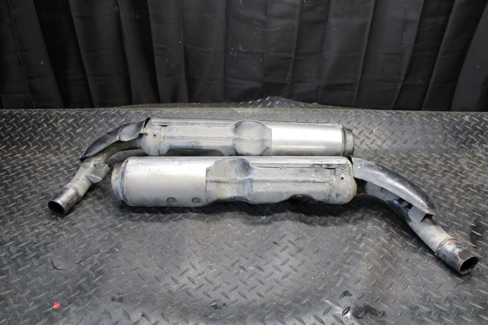 91-02 HONDA ST1100 EXHAUST PIPE MUFFLER SLIP ON CAN SILENCER BB222