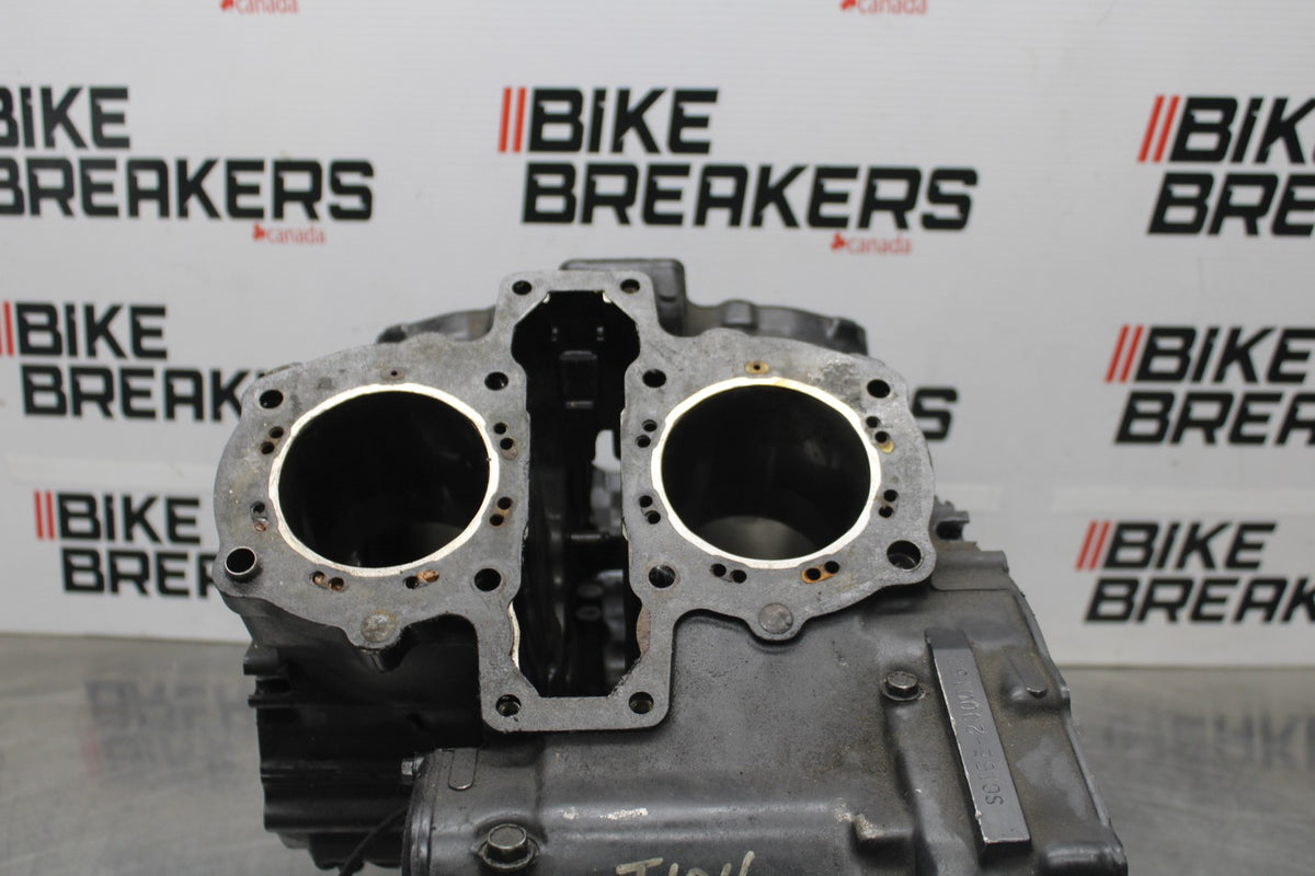 84 HONDA INTERCEPTOR 1000 VF1000F ENGINE MOTOR CRANKCASE CRANK CASES BLOCK BB878