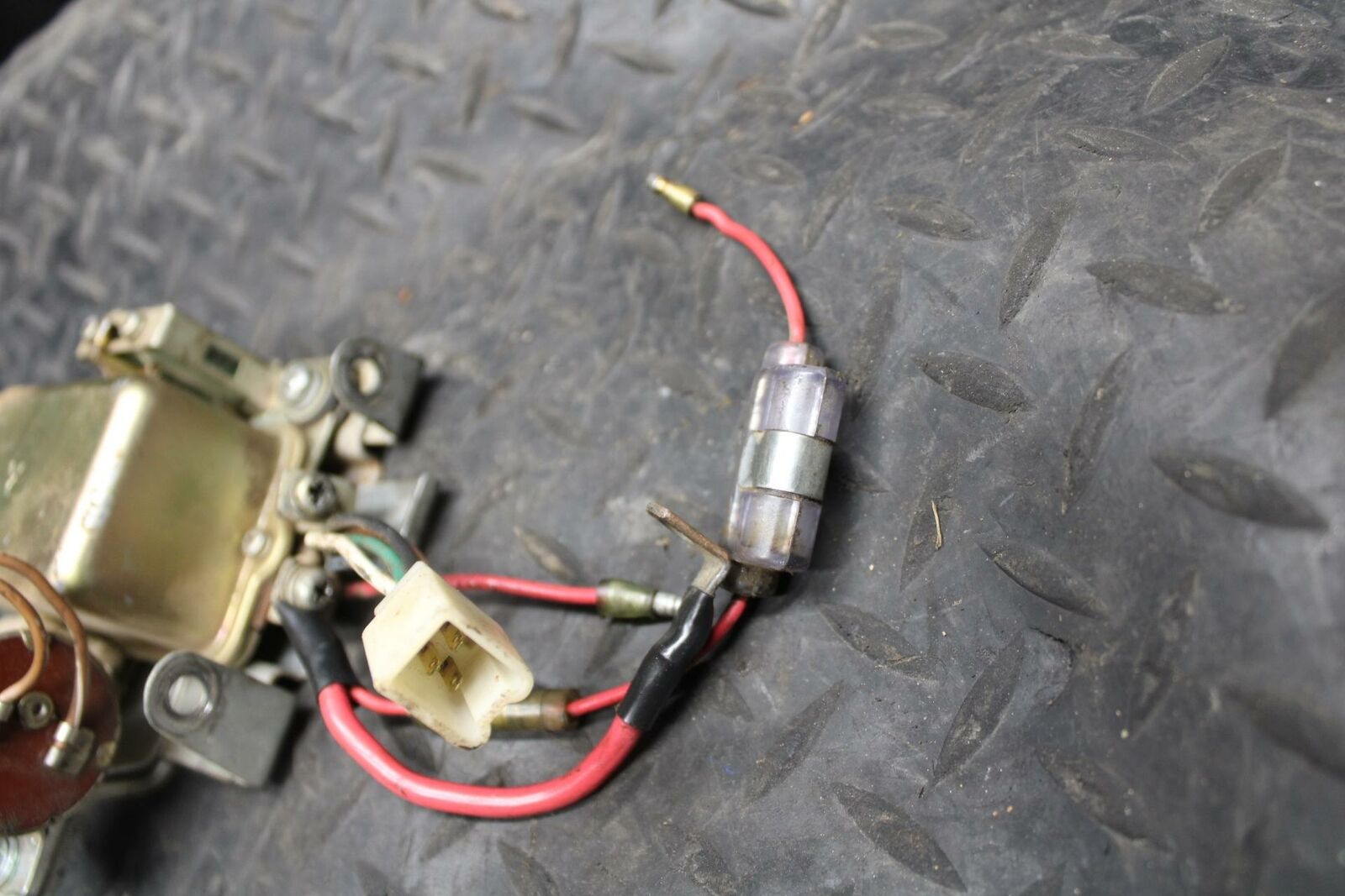 71 YAMAHA L5 RECTIFIER VOLTAGE REGULATOR PLATE CONDENSER BB230