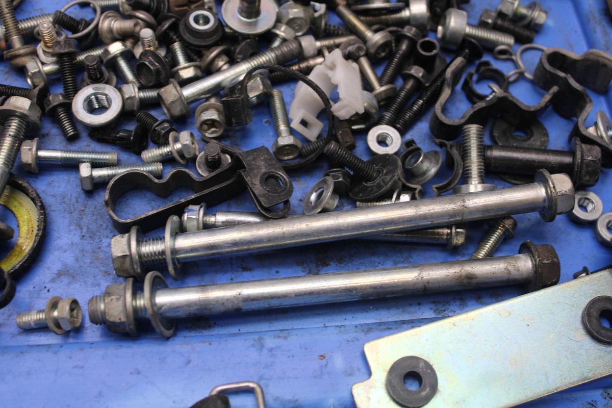 18 HONDA CB500F ENGINE MOUNTING BOLTS HARDWARE MOTOR SCREWS  BB861