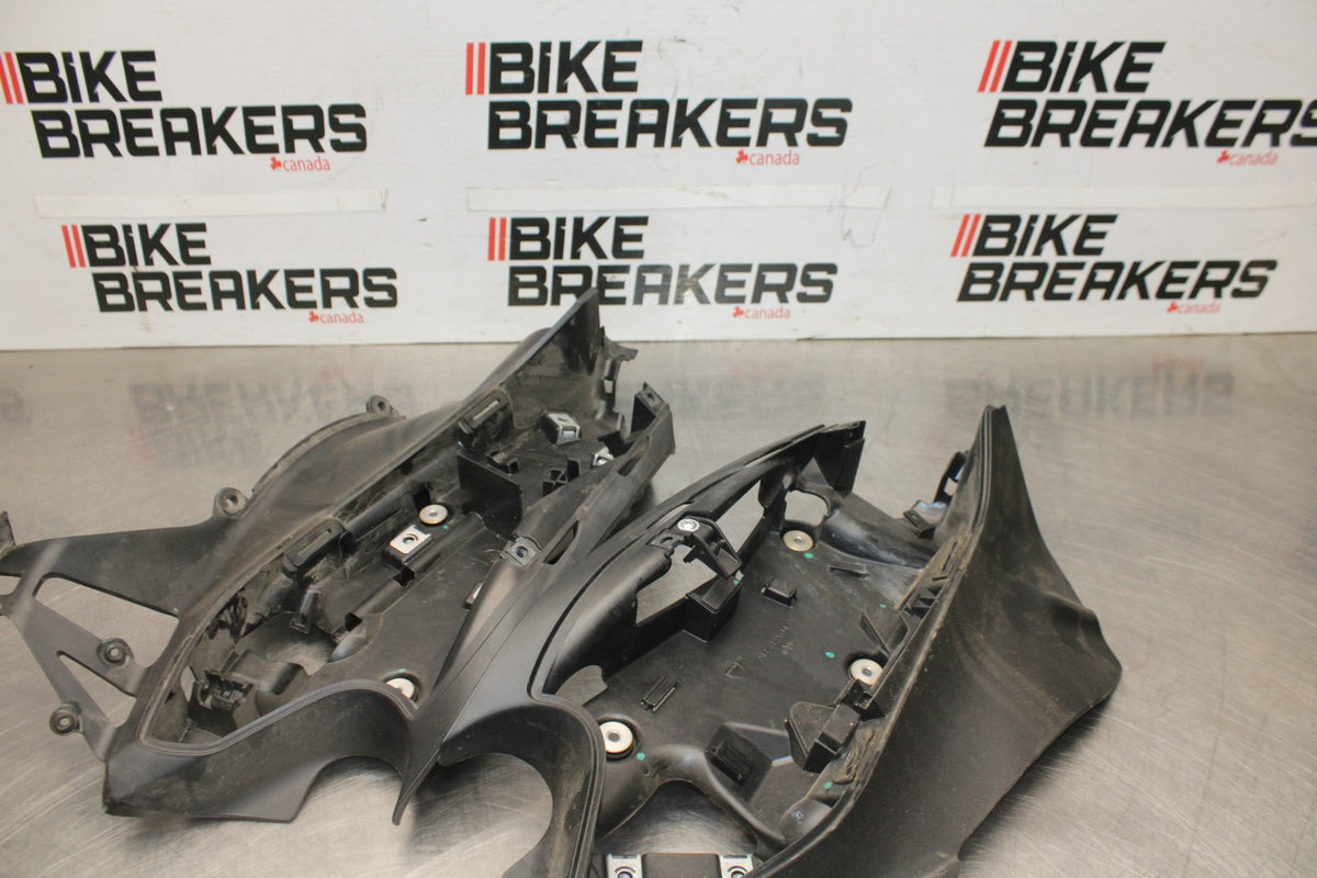 16 DUCATI 959 PANIGALE RIGHT LEFT INNER FAIRINGS COWLS PANELS TRIMS BB912