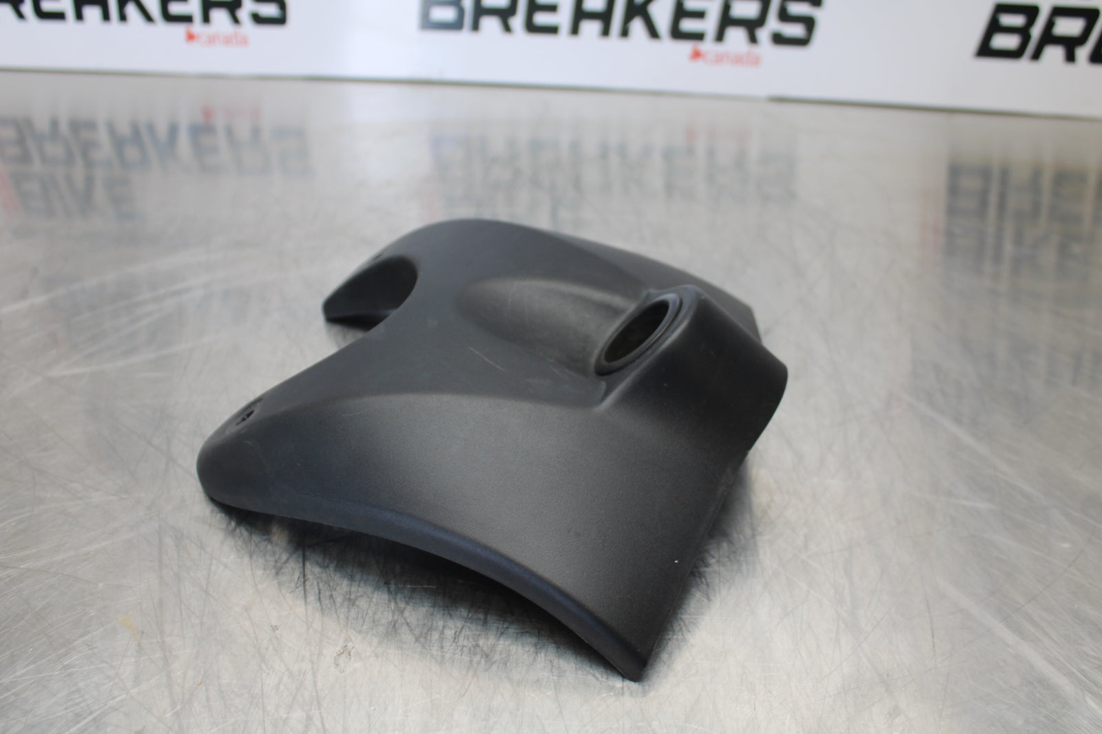 09 YAMAHA ROYAL STAR XVZ1300TF VENTURE IGNITION TRIM PANEL COVER BB151