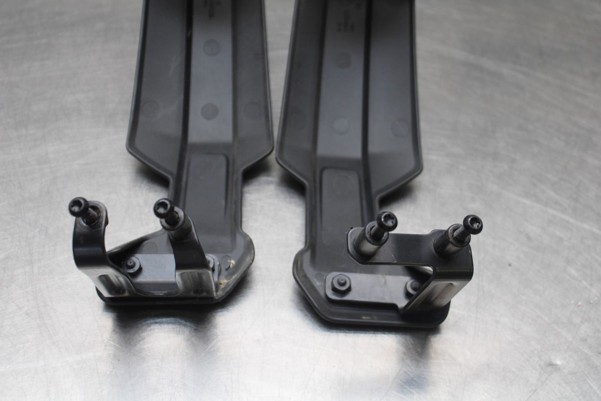 22 HARLEY-DAVIDSON PAN AMERICA 1250 HAND GUARD COVER SHIELD SET PAIR BB910