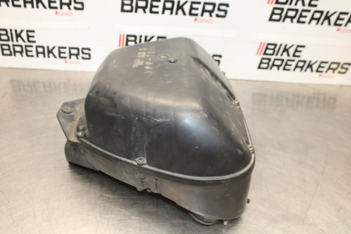 03 YAMAHA YZF R1 AIRBOX AIR INTAKE FILTER BOX BB895