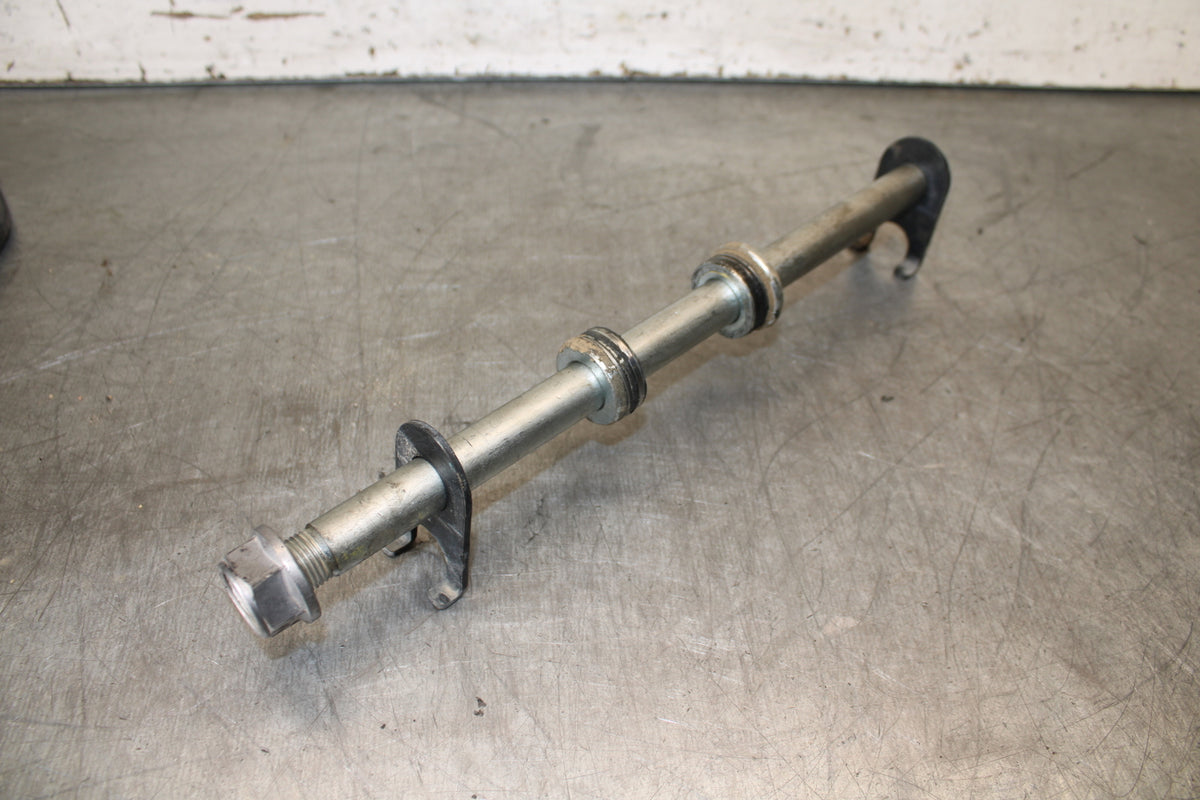 13-15 HONDA CBR500R REAR AXLE BACK WHEEL RIM PIVOT BOLT AXEL BB704