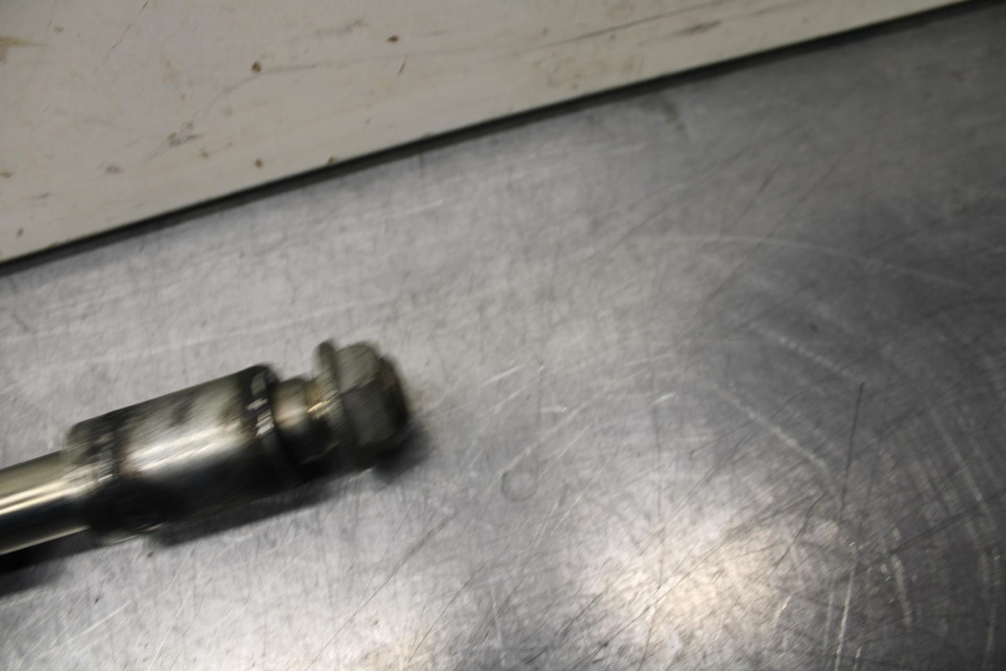 1996 Kawasaki Vulcan 800 VN800B Classic FRONT WHEEL RIM AXLE PIVOT BOLT BB93