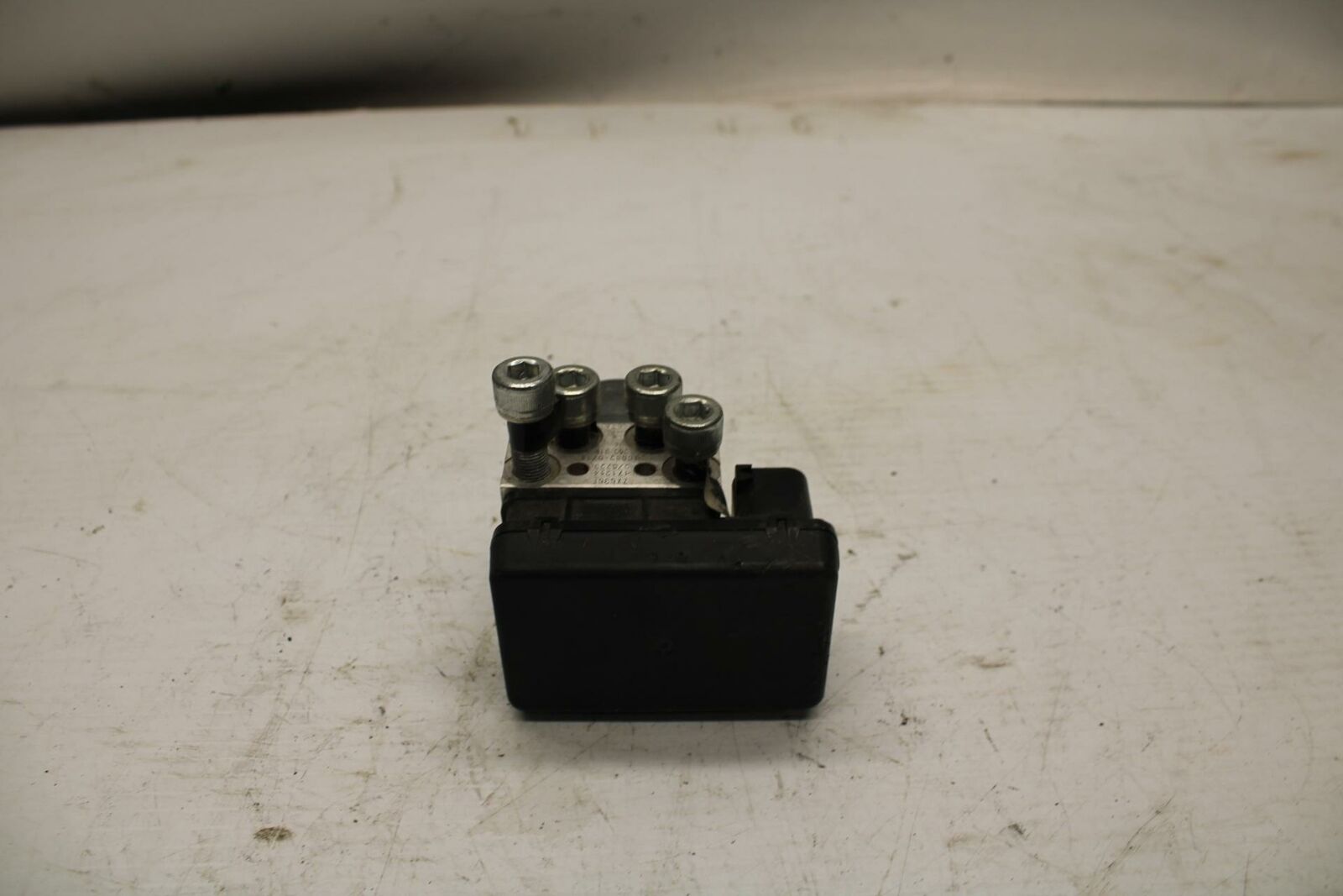 13-18 KAWASAKI NINJA ZX6R ABS PUMP UNIT MODULE BB353