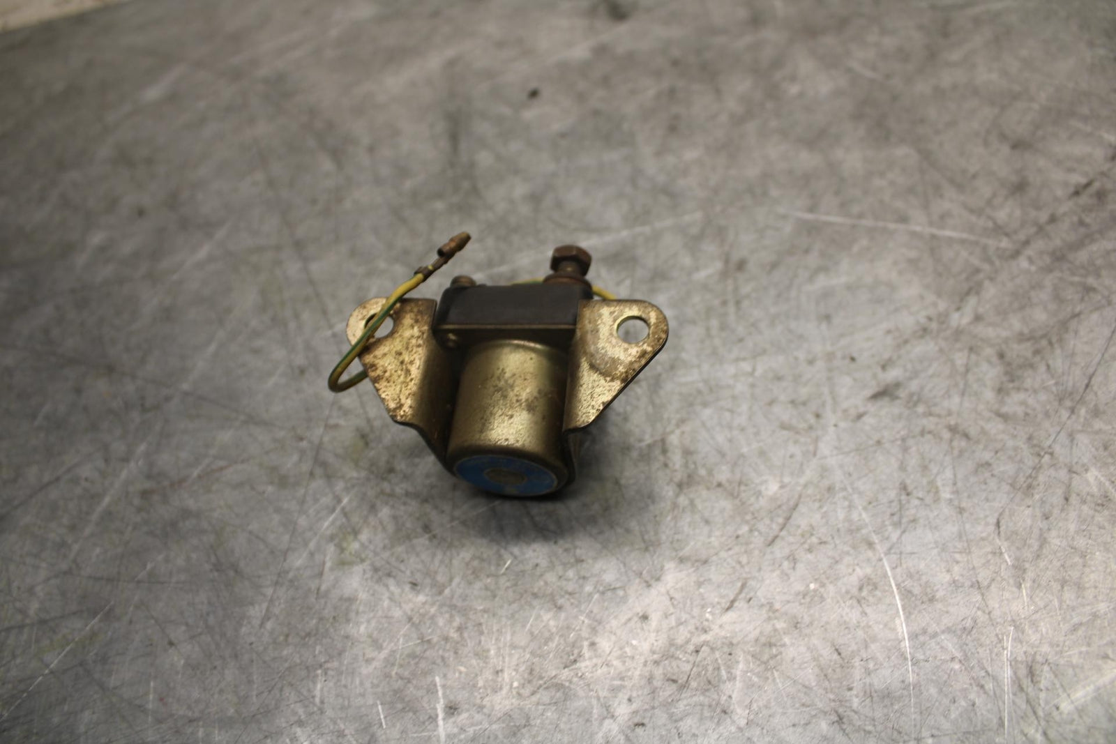 1982 Suzuki GS450L ENGINE STARTER RELAY STARTING MOTOR SWITCH 31800-37021 BB52