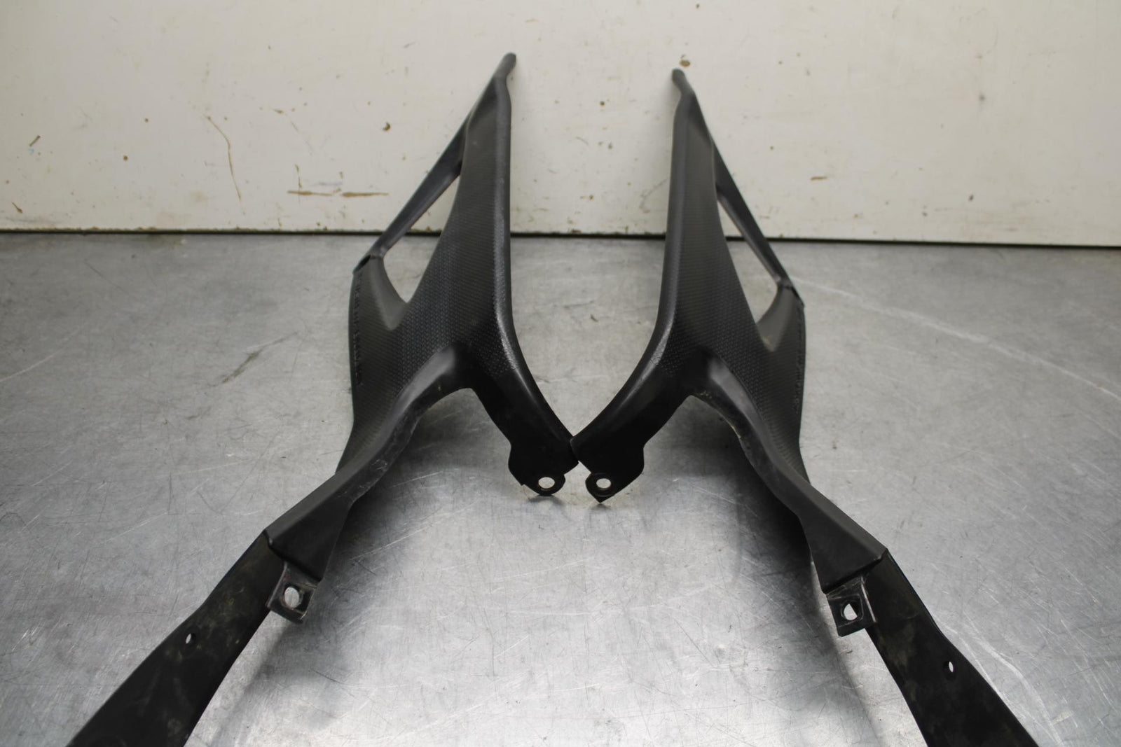 08-10 DUCATI 848 PAIR SET FRONT SIDE SEAT SADDLE PANEL TRIM COWL FAIRING BB623