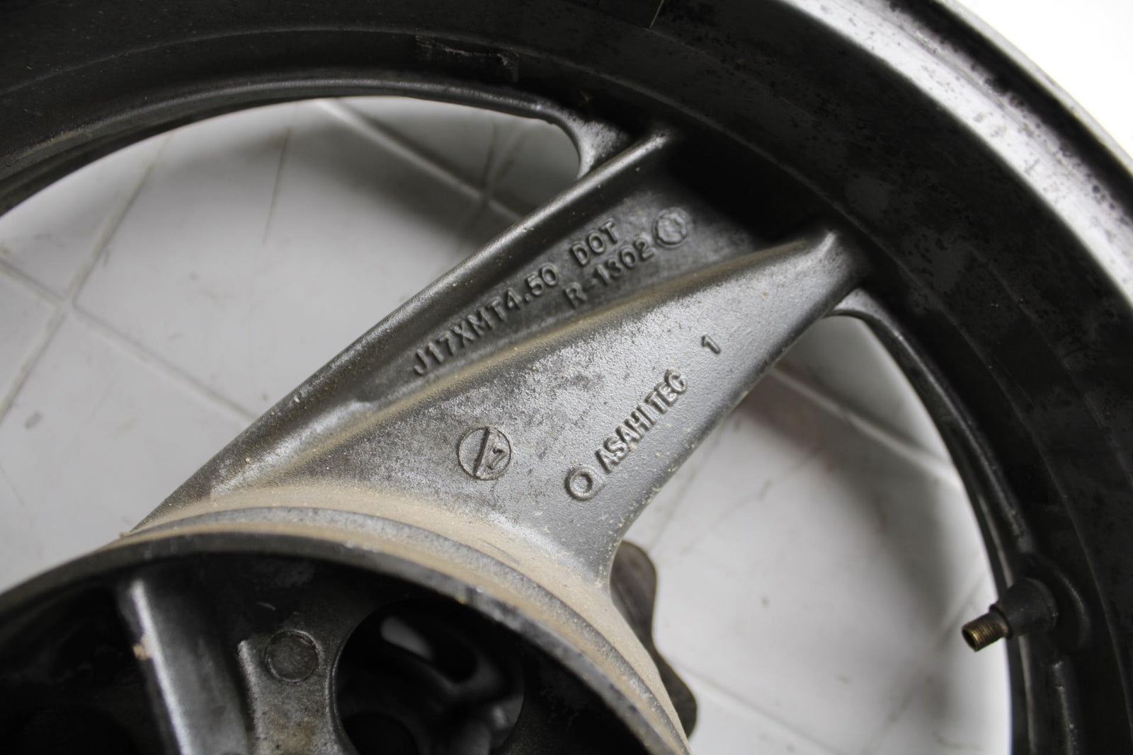 2001 Kawasaki Ninja ZX6 ZX600E REAR WHEEL RIM ROTOR BACK BRAKE DISC BB547